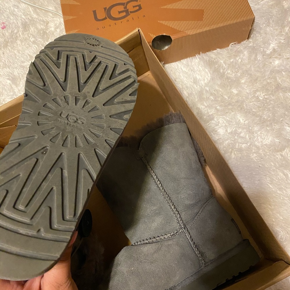 Boots - Picture 3 of 3